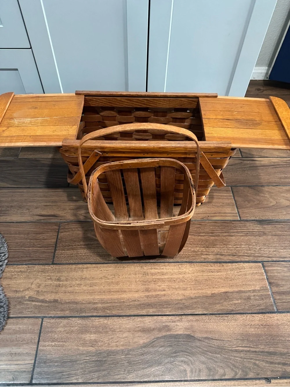 Mid Century Basketville woven oak Picnic Basket With Sliding Lid Doors brown